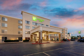  Holiday Inn Hotel & Suites Wausau-Rothschild, an IHG Hotel  Монона